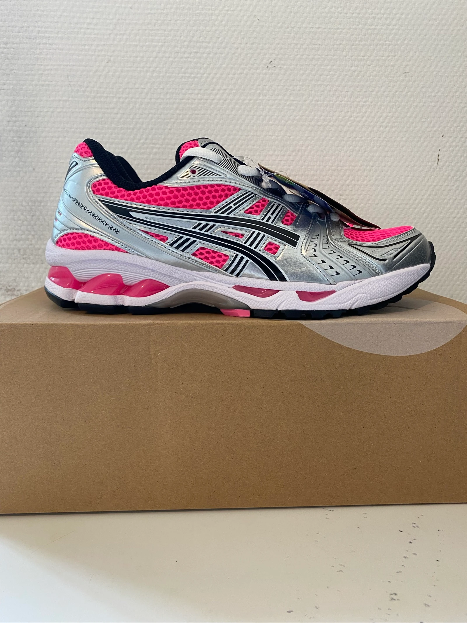 Chaussures Chaussures : Roze Asics keyano gel 14 Taille : 41,5 • Neuf avec étiquette
